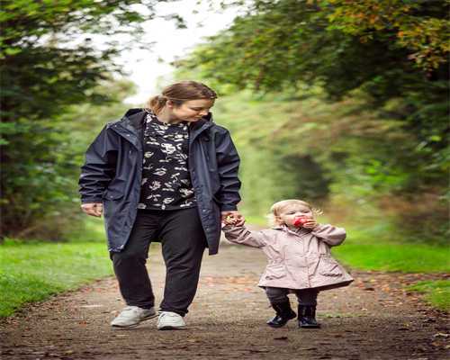 重庆妇幼保健院供卵要等多久？申请条件与排队流程详解